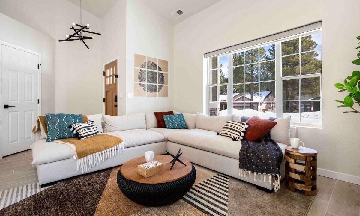 Photo of Livingroom in Ponderosa Trails