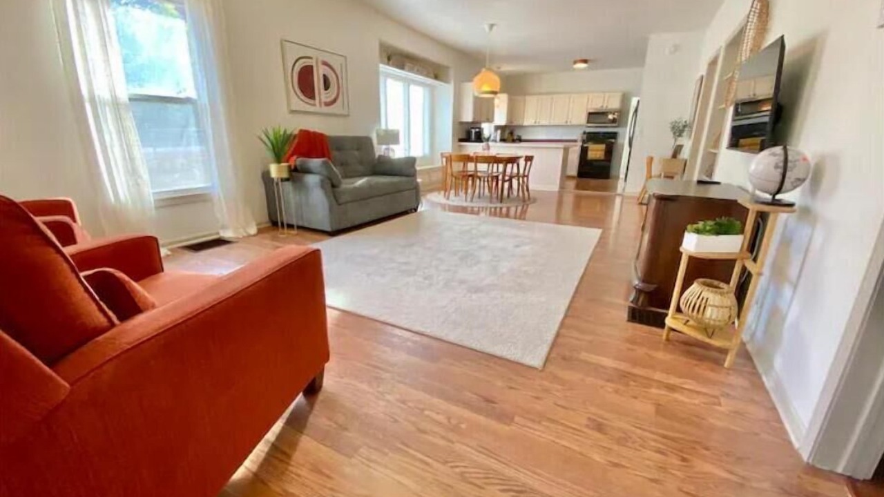 Photo of Livingroom in Webb City