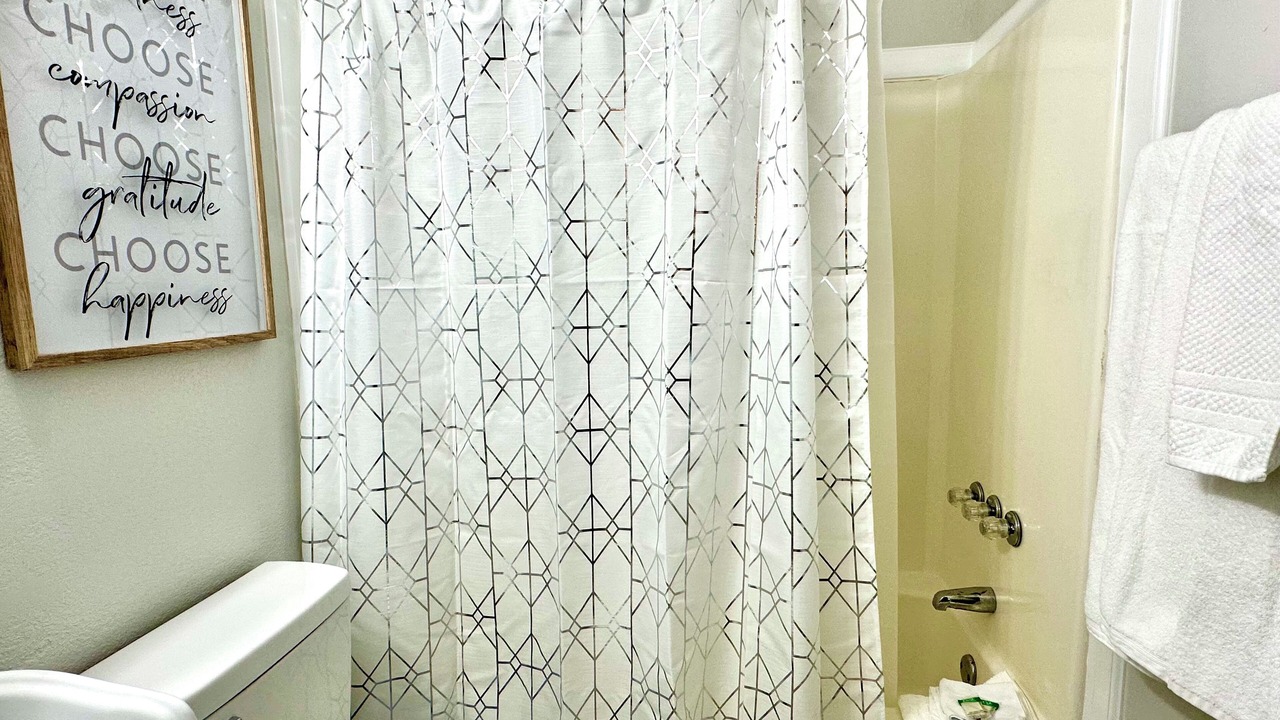 Photo of Bathroom in Eagle Pass