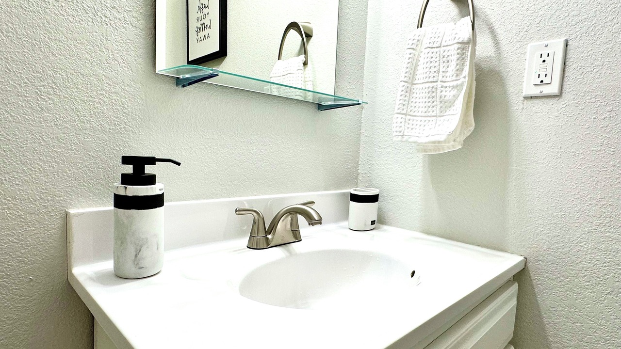 Photo of Bathroom in Eagle Pass