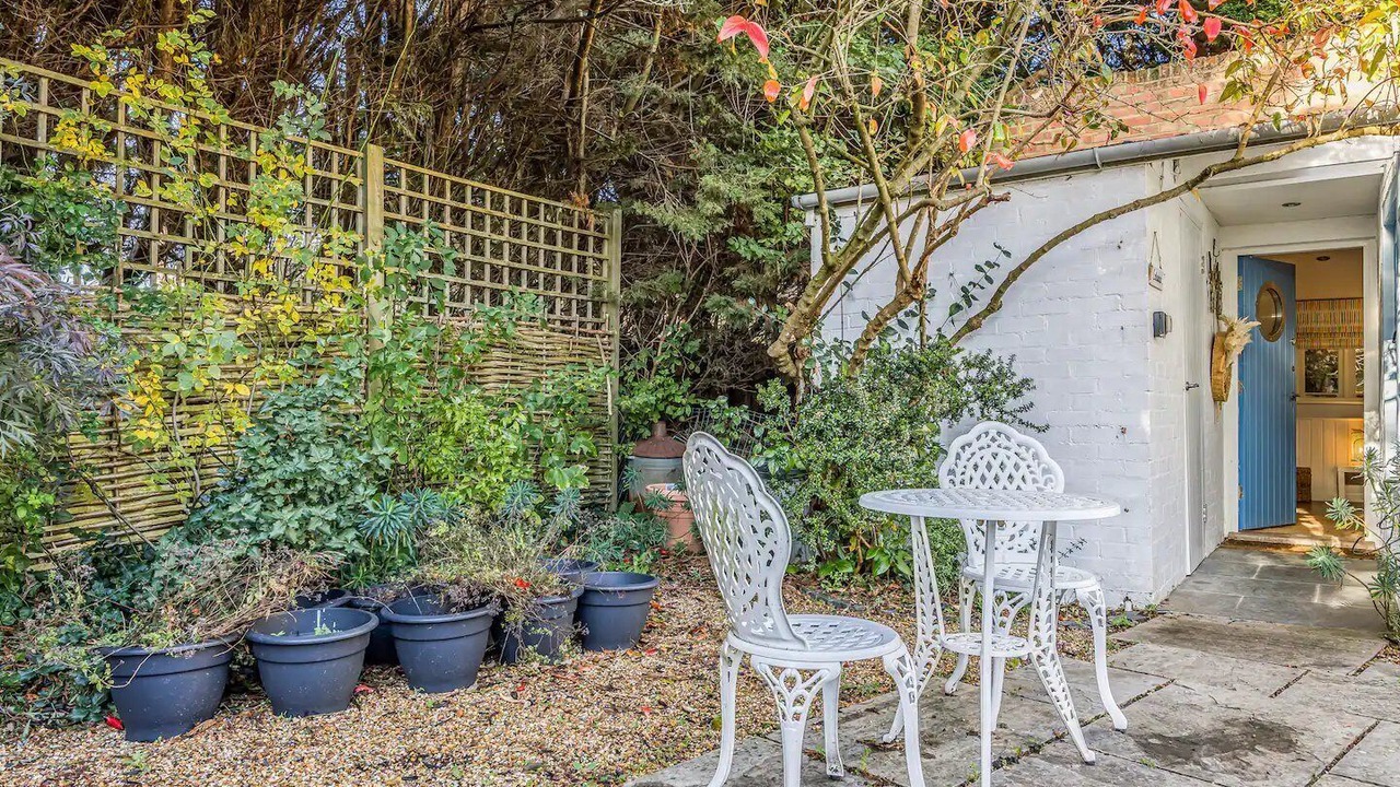 Photo of Patio Balcony in Funtington