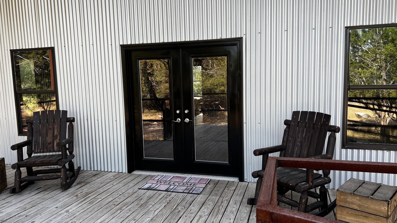 Photo of Patio Balcony in Barksdale