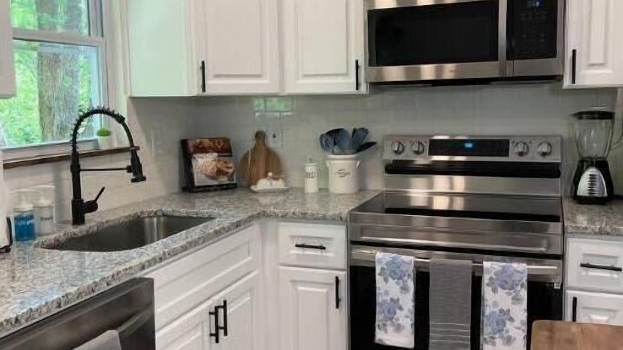 Photo of Kitchen in Stone Mountain
