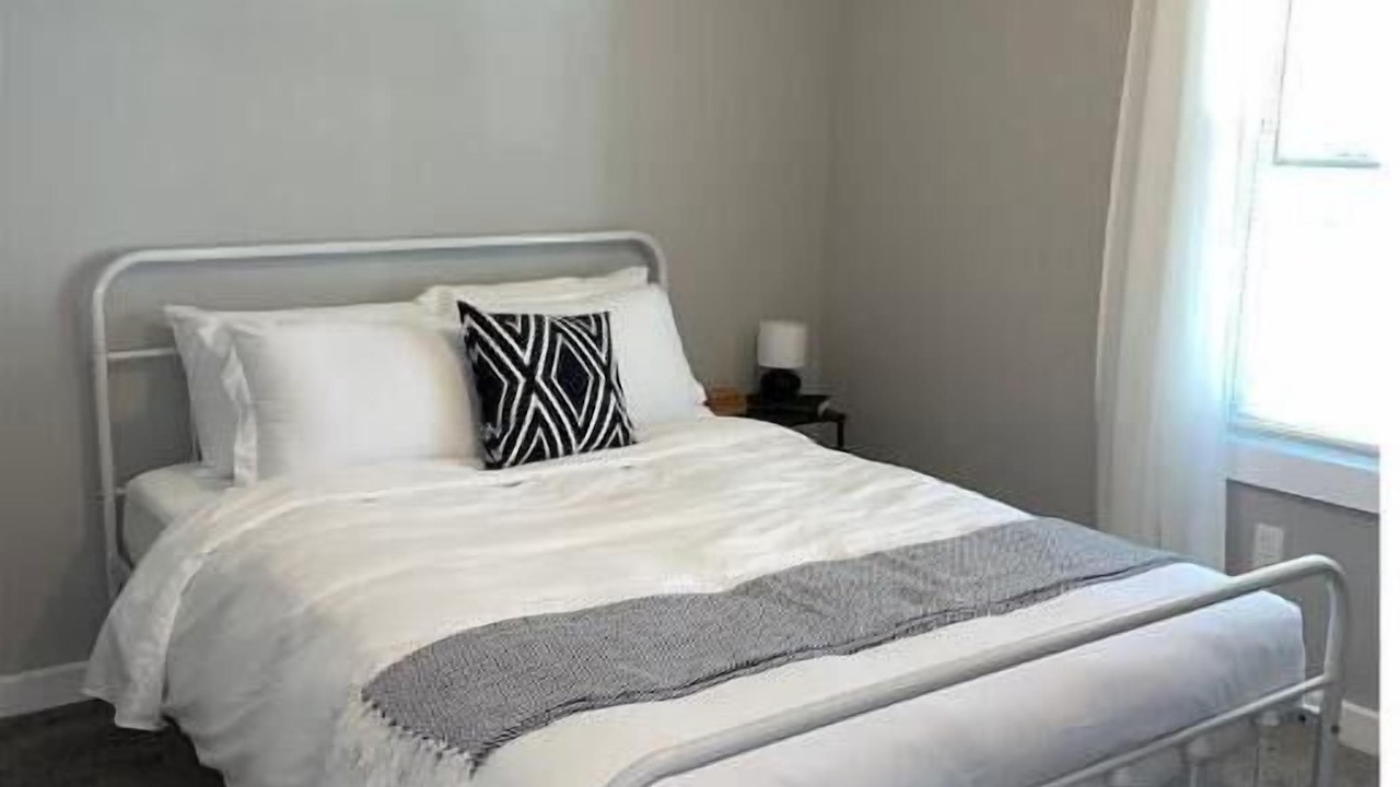 Photo of Bedroom in Stone Mountain