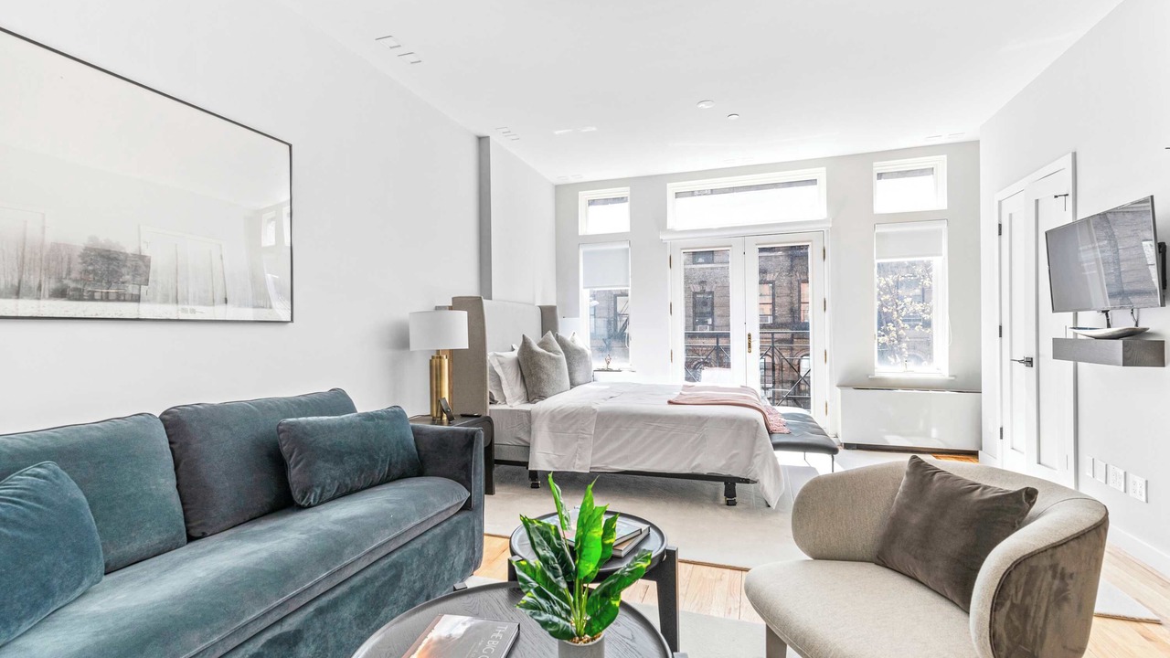 Photo of Livingroom in Upper East Side