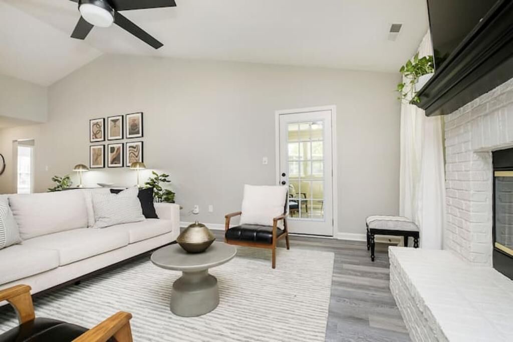 Photo of Livingroom in Fishers