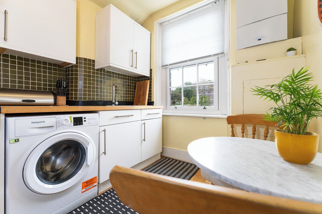 Photo of Others in Cantelowes