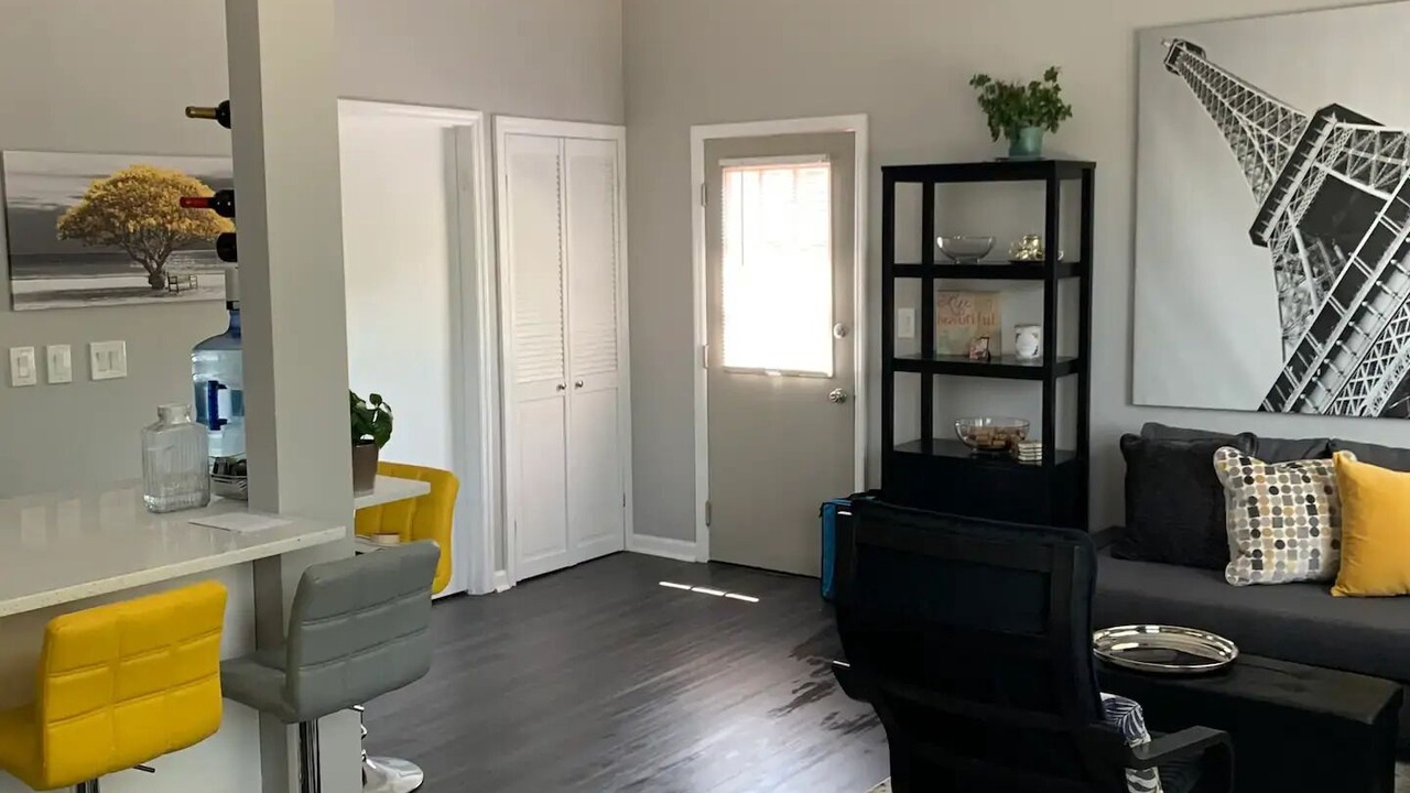 Photo of Livingroom in Livingston