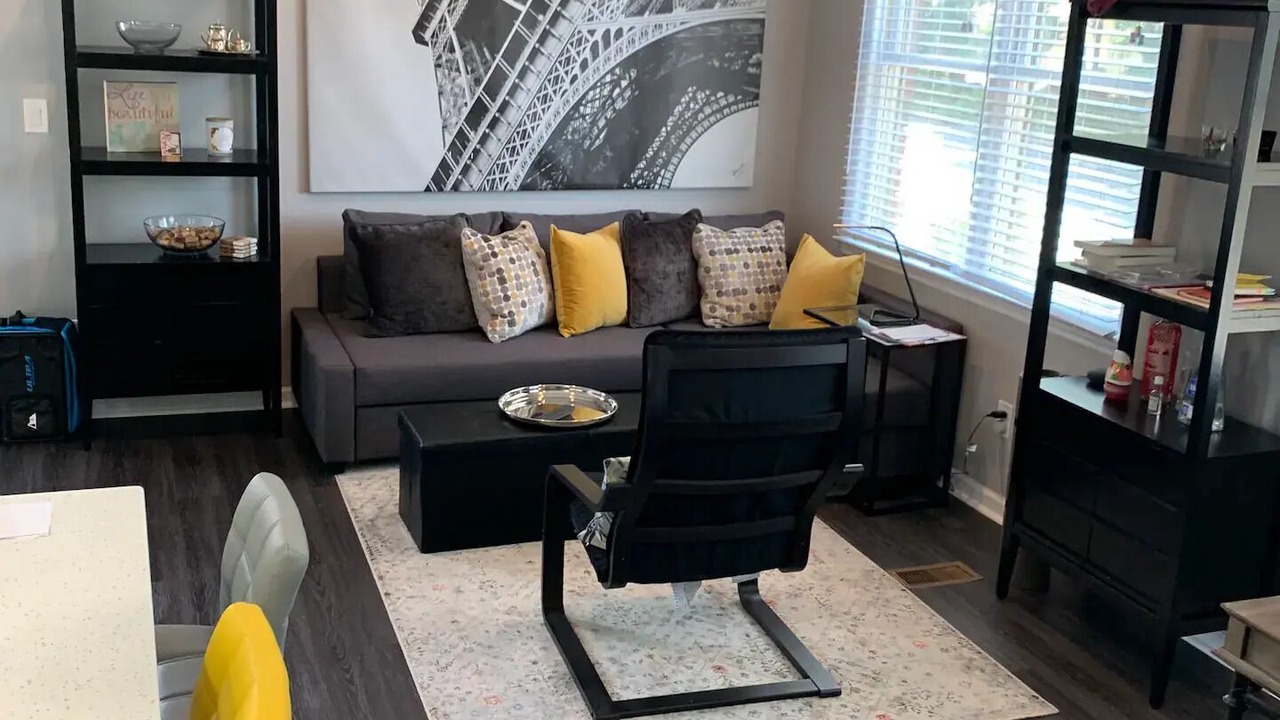 Photo of Livingroom in Livingston