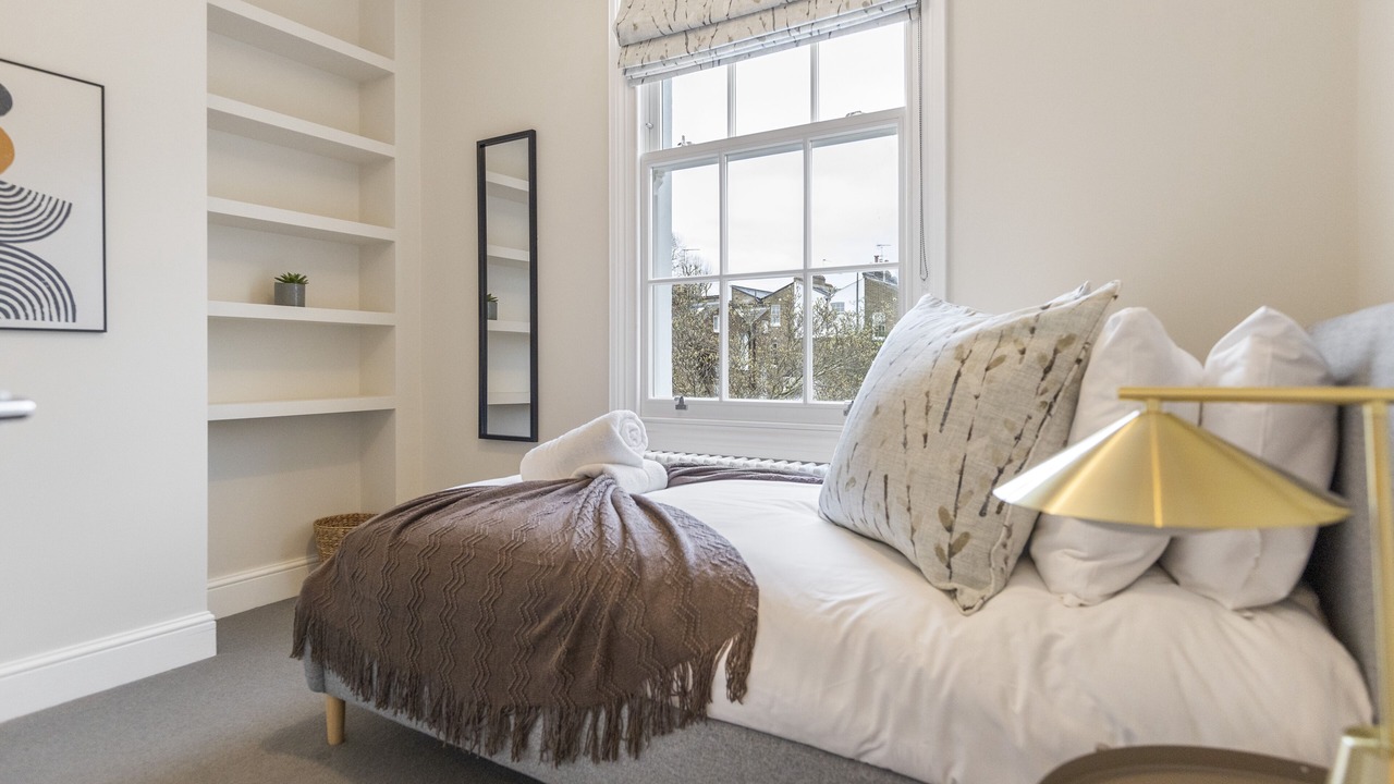 Photo of Bedroom in Canonbury