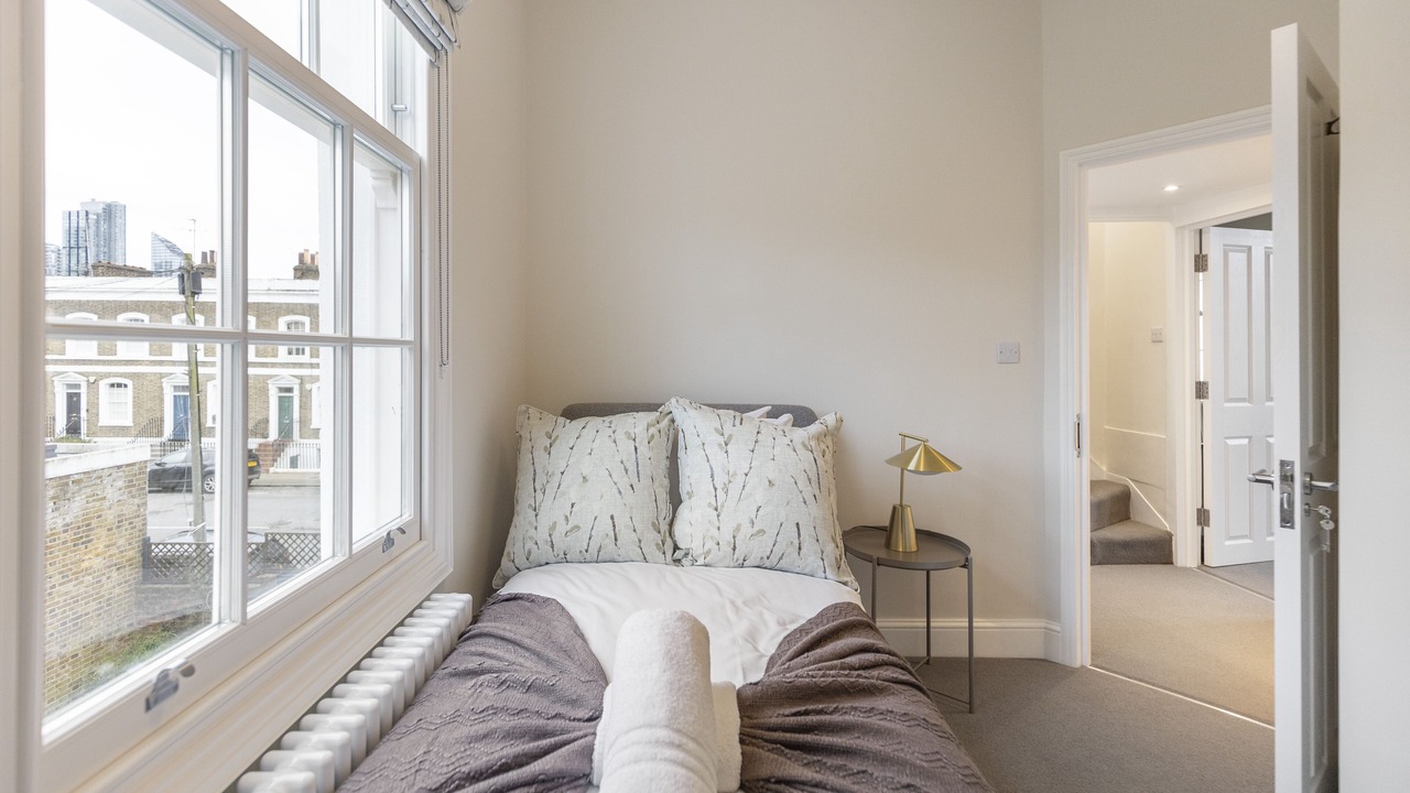 Photo of Bedroom in Canonbury