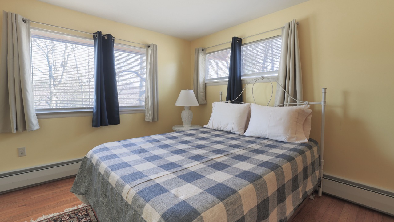 Photo of Bedroom in Eagles Mere