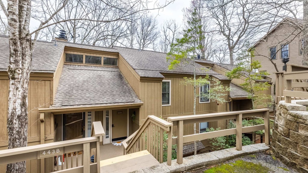 Photo of Others in Big Canoe