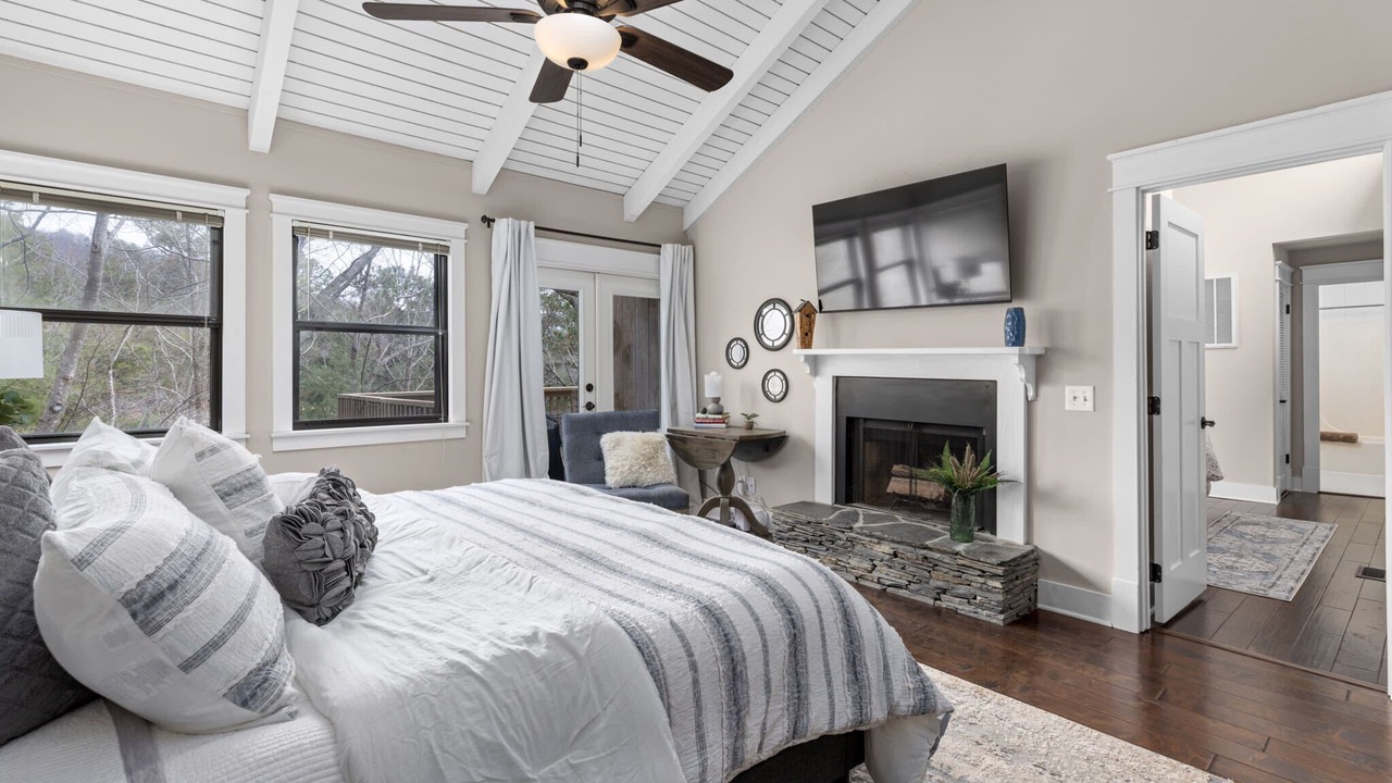 Photo of Others in Big Canoe