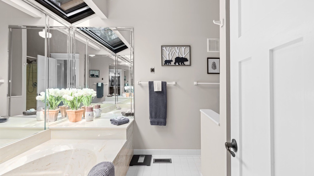 Photo of Others in Big Canoe