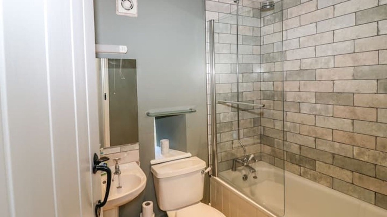 Photo of Bathroom in Alstonfield