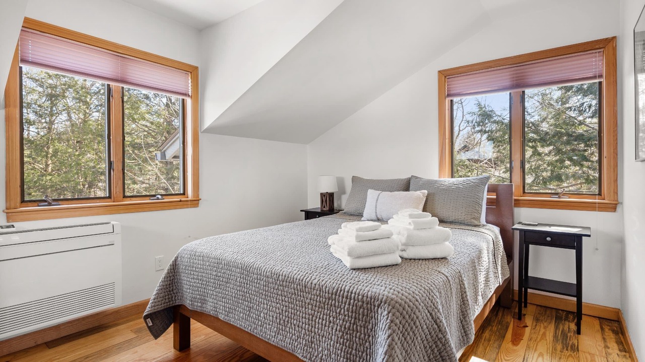 Photo of Bedroom in Becket