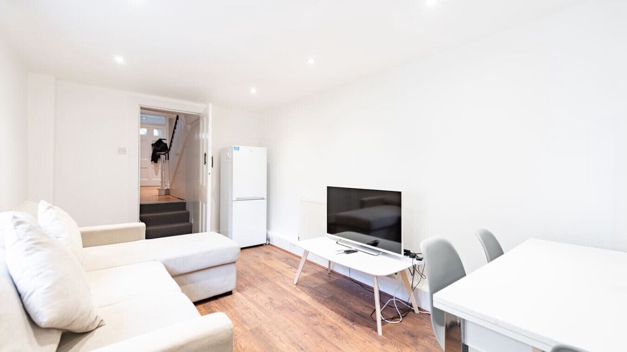 Photo of Livingroom in Wimbledon