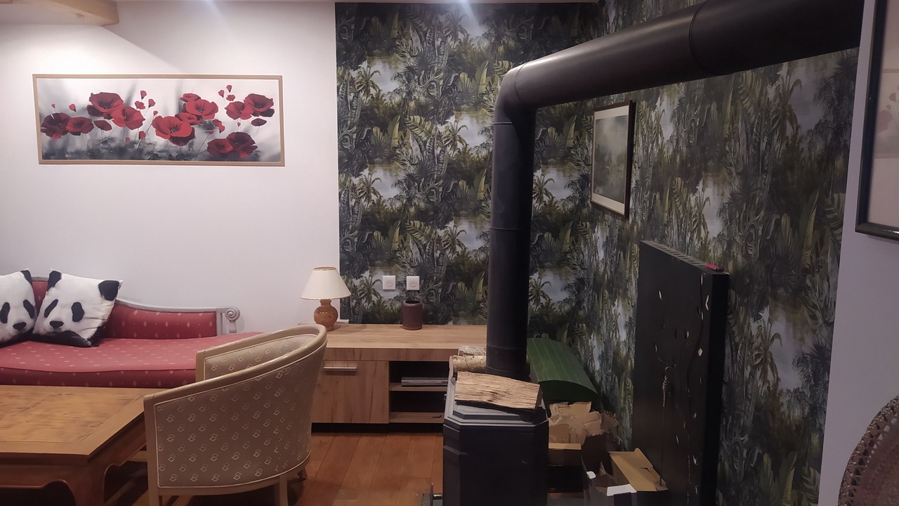 Photo of Others in Maron