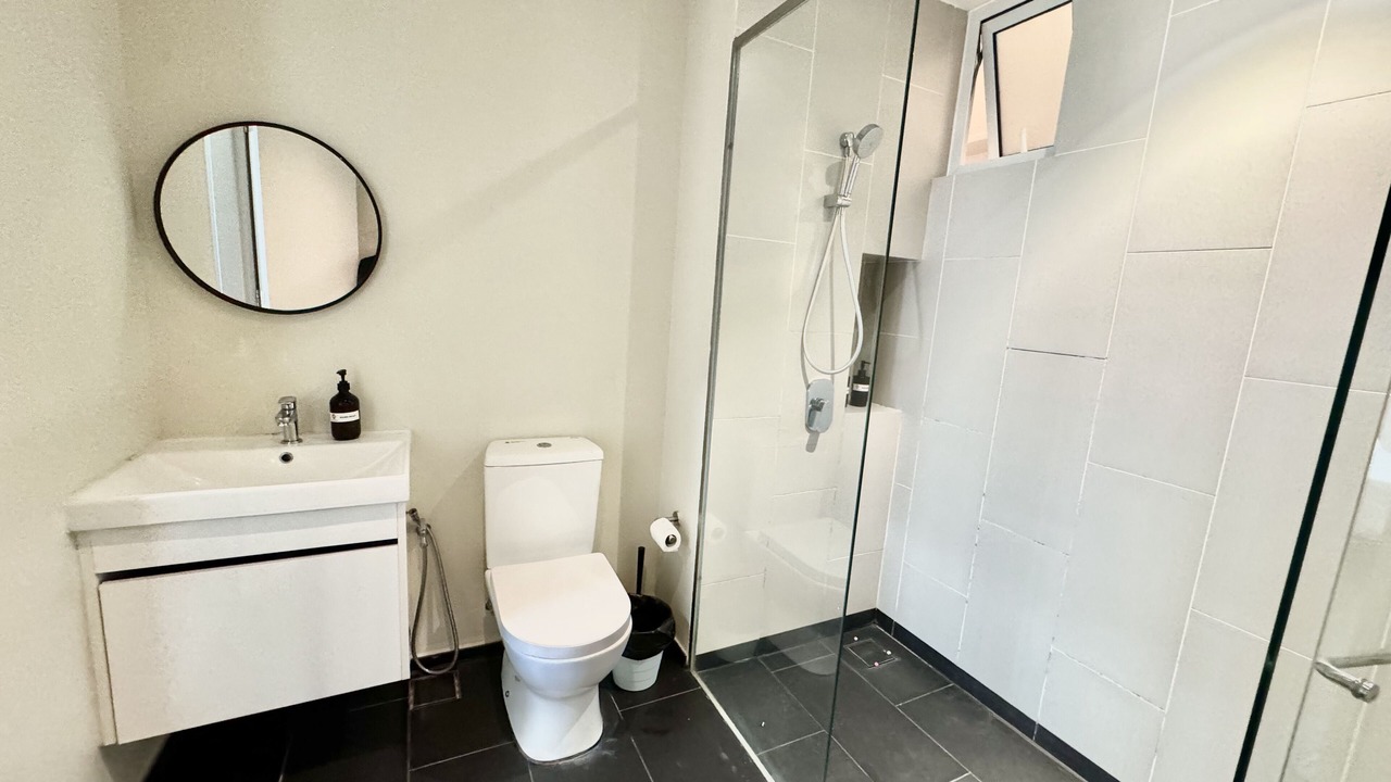 Photo of Bathroom in Maluri