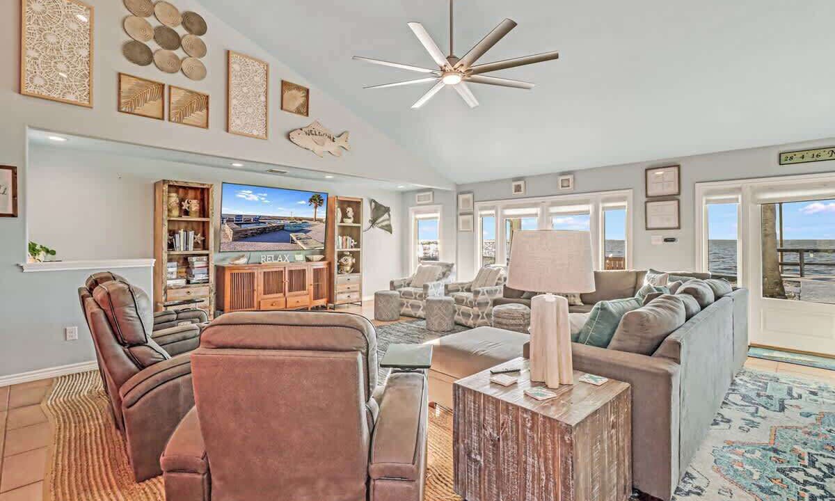 Photo of Livingroom in Rockport