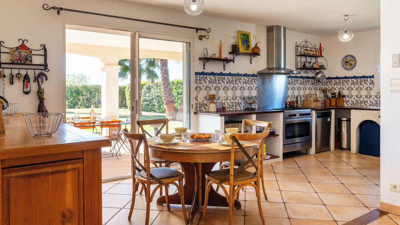 Photo of Kitchen in Paulhan