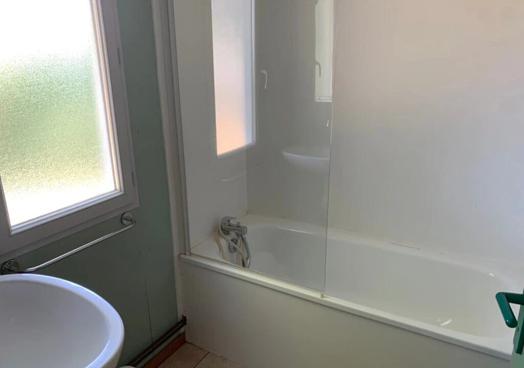 Photo of Bathroom in Moutiers-Sous-Chantemerle