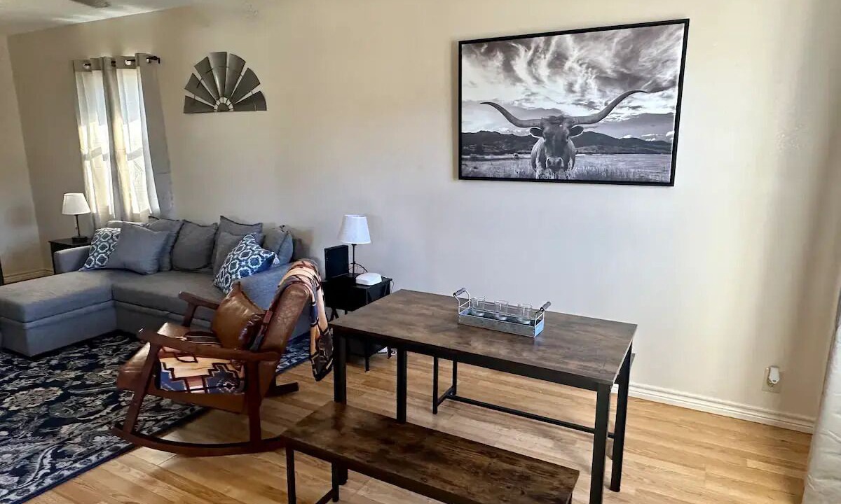Photo of Livingroom in Sayre