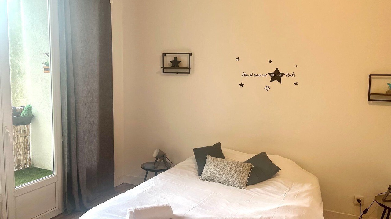 Photo of Bedroom in Poitiers