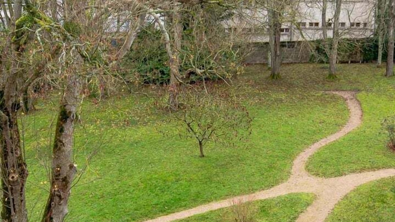 Photo of Outdoor in Nazelles-Negron