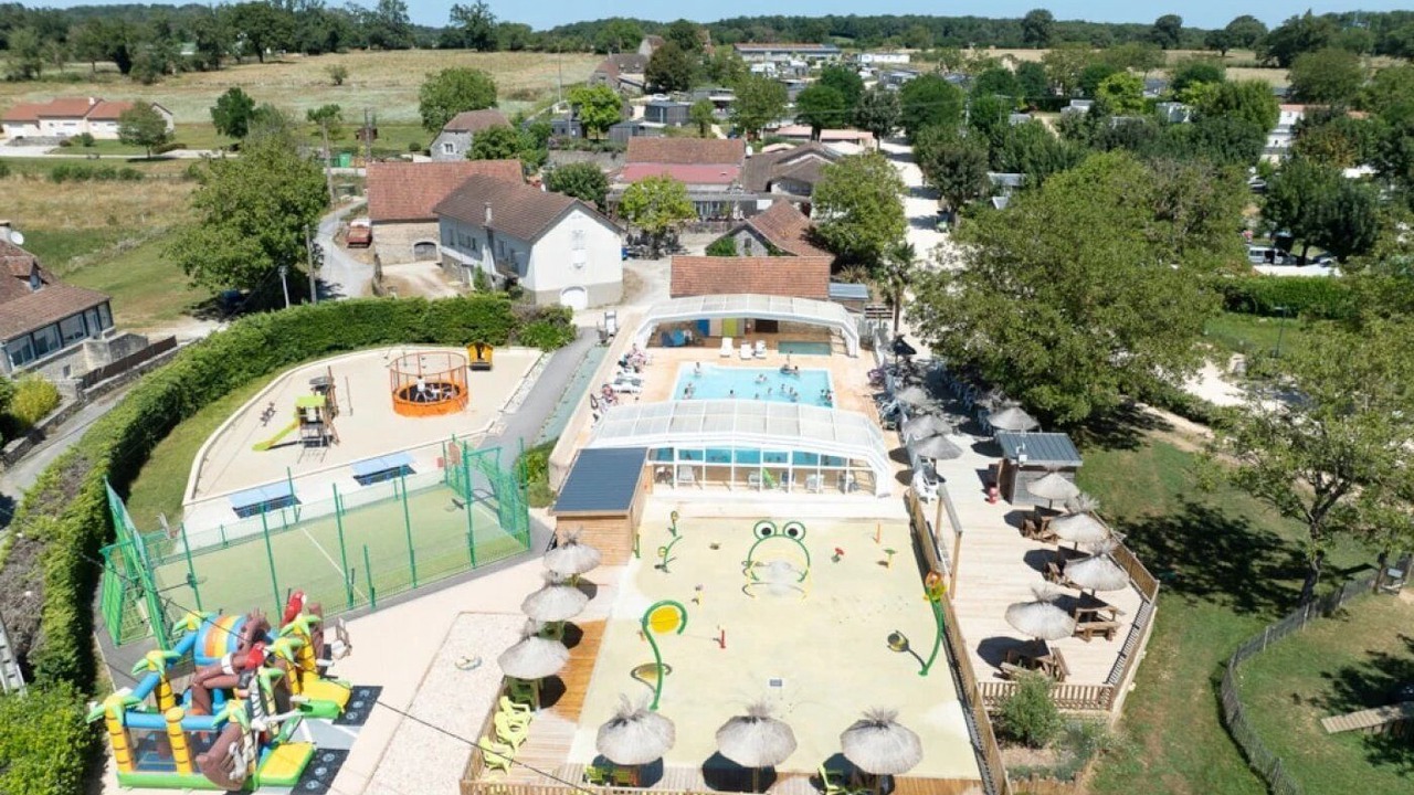 Photo of Others in Thegra