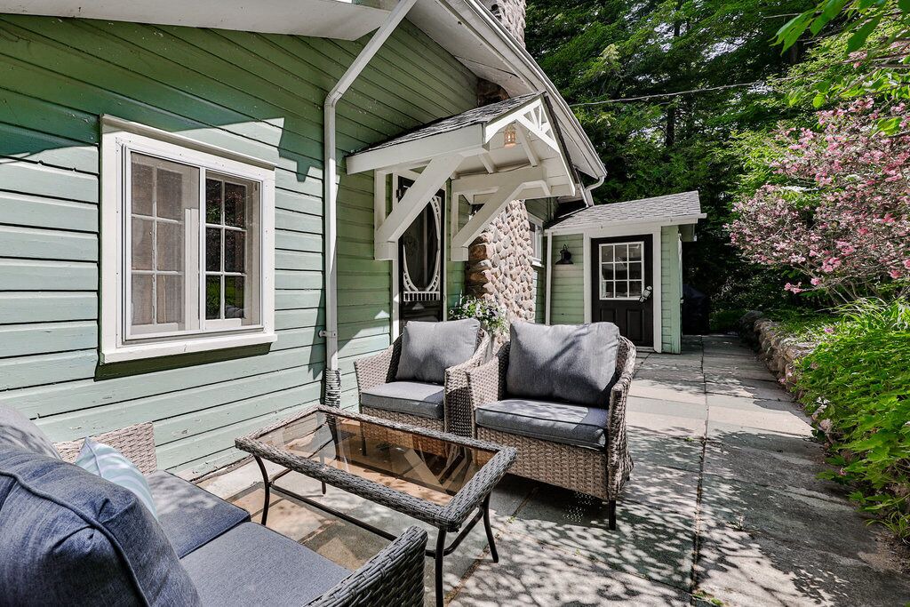Photo of Patio Balcony in Scugog