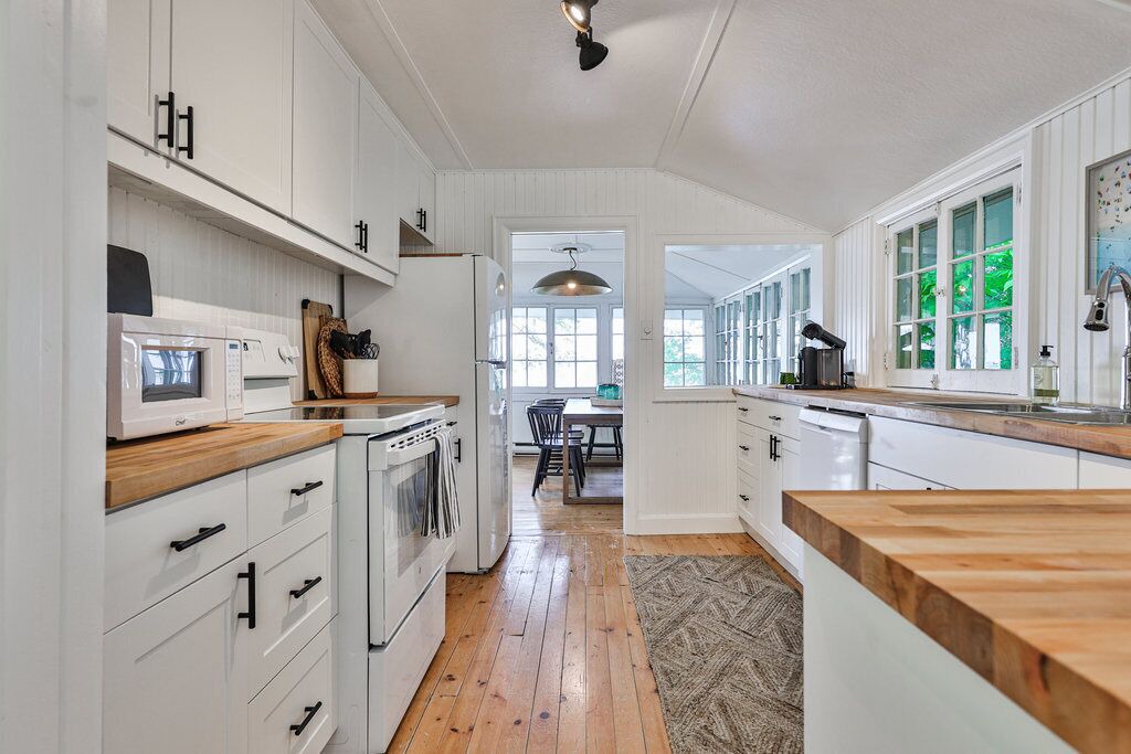 Photo of Kitchen in Scugog