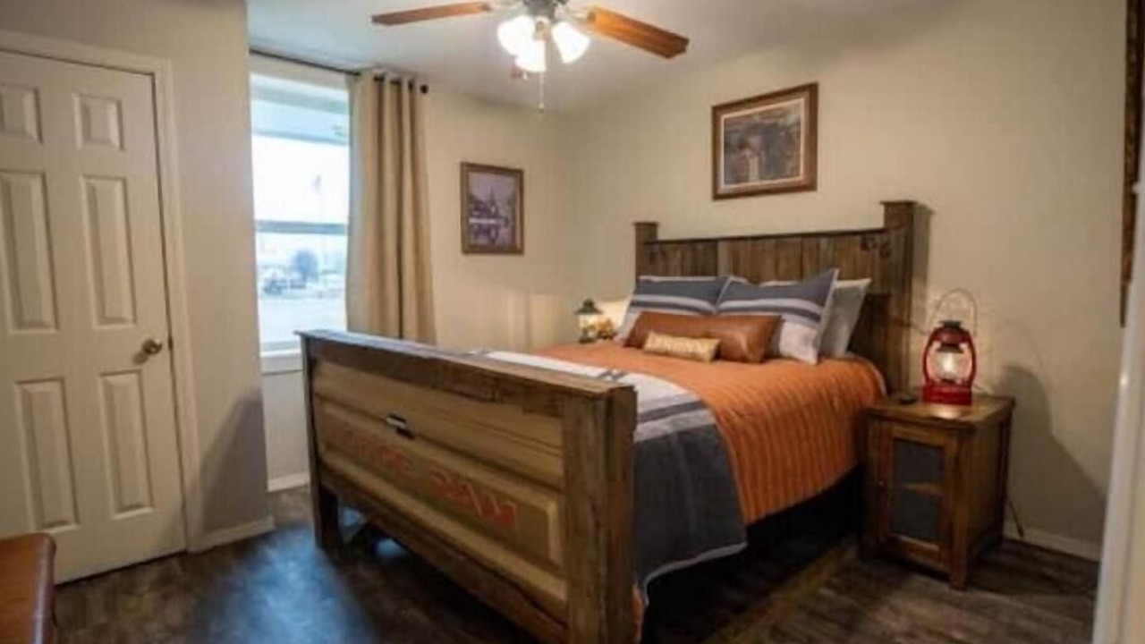 Photo of Bedroom in Warner