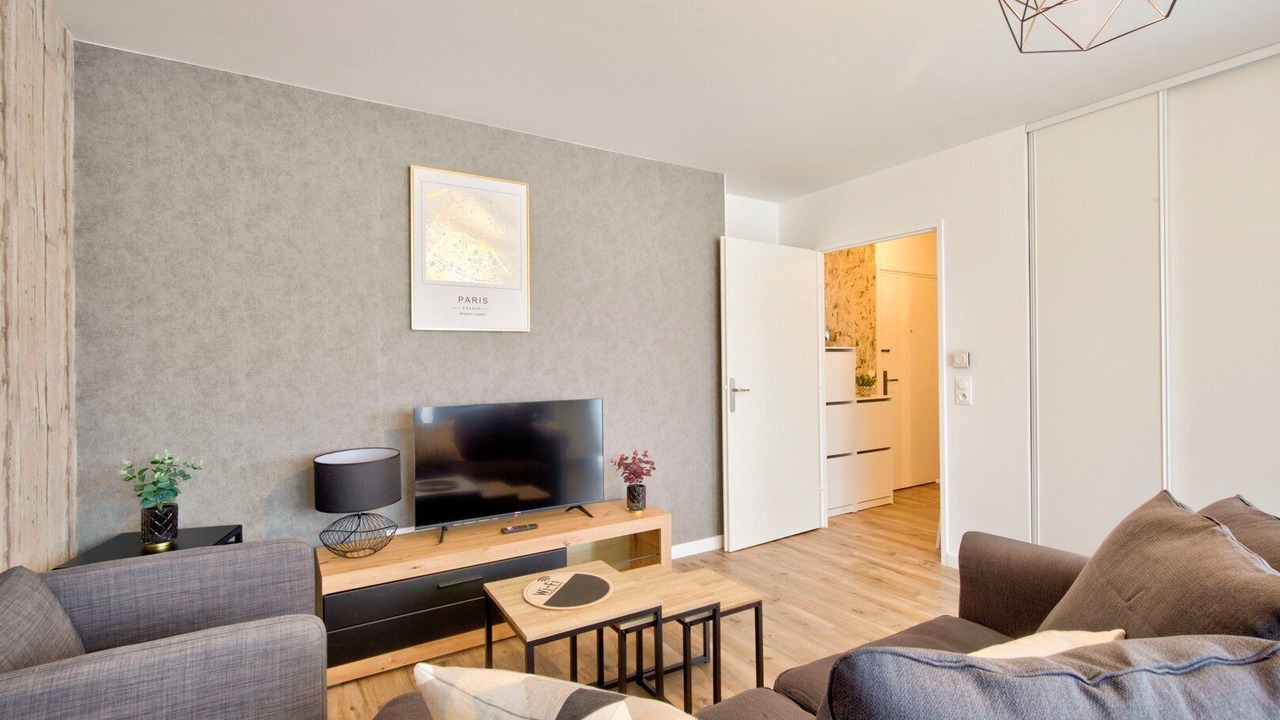 Photo of Livingroom in Cachan