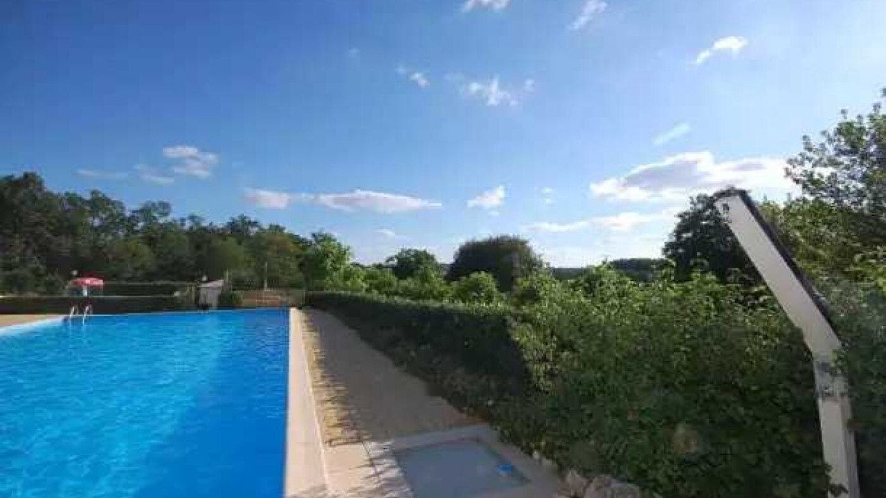Photo of Outdoor in Salles