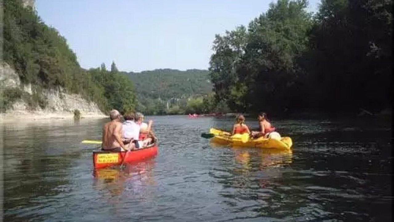 Photo of Others in Salles