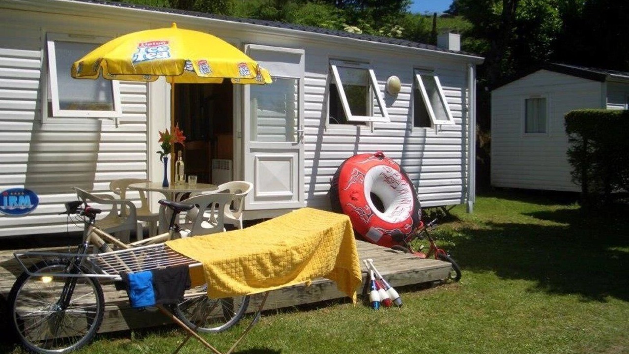 Photo of Outdoor in Salles-Curan