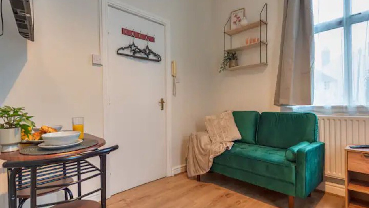 Photo of Livingroom in Wolverhampton