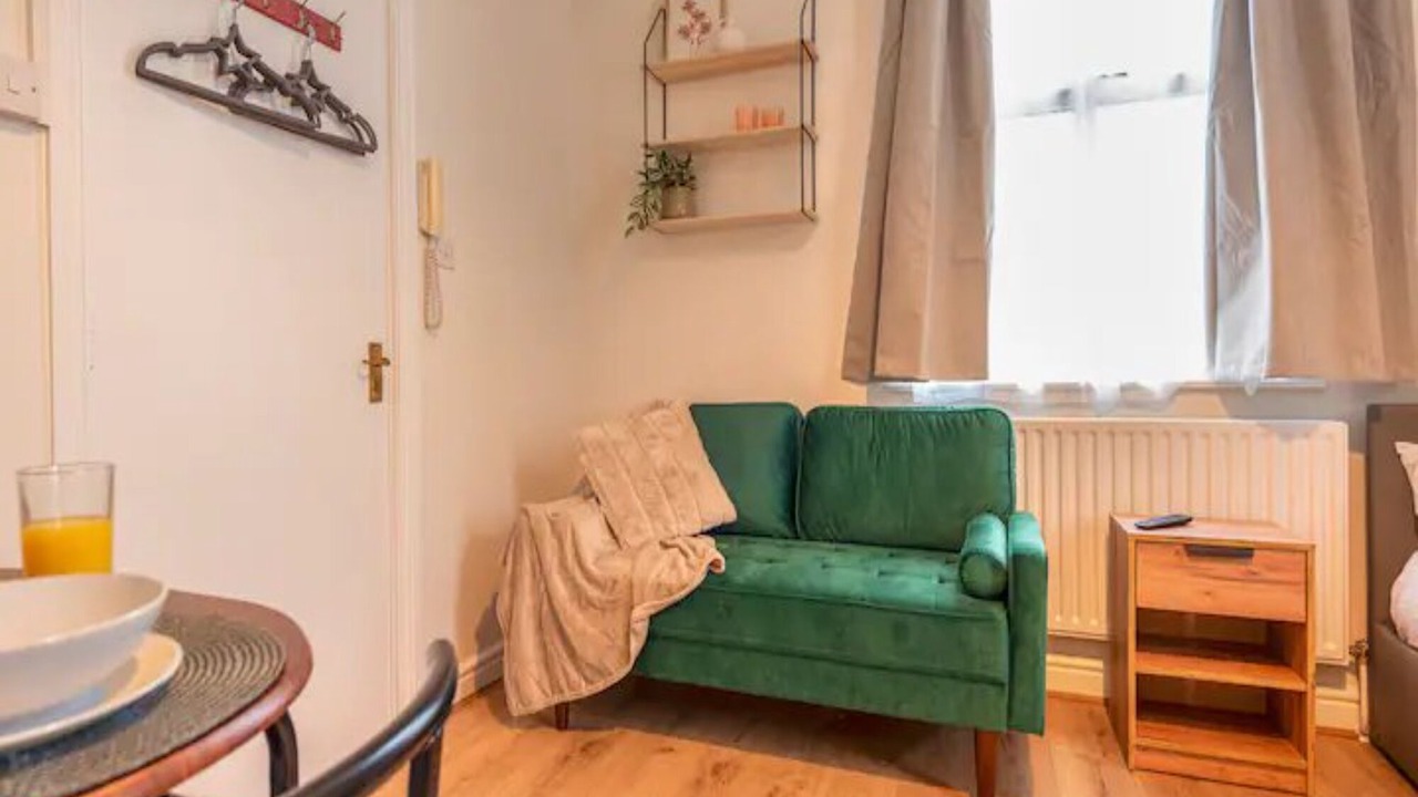 Photo of Livingroom in Wolverhampton