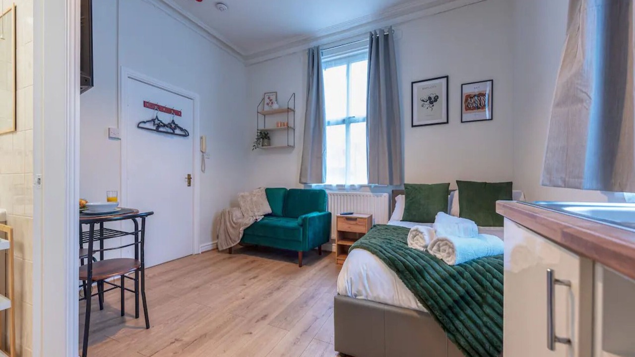 Photo of Livingroom in Wolverhampton