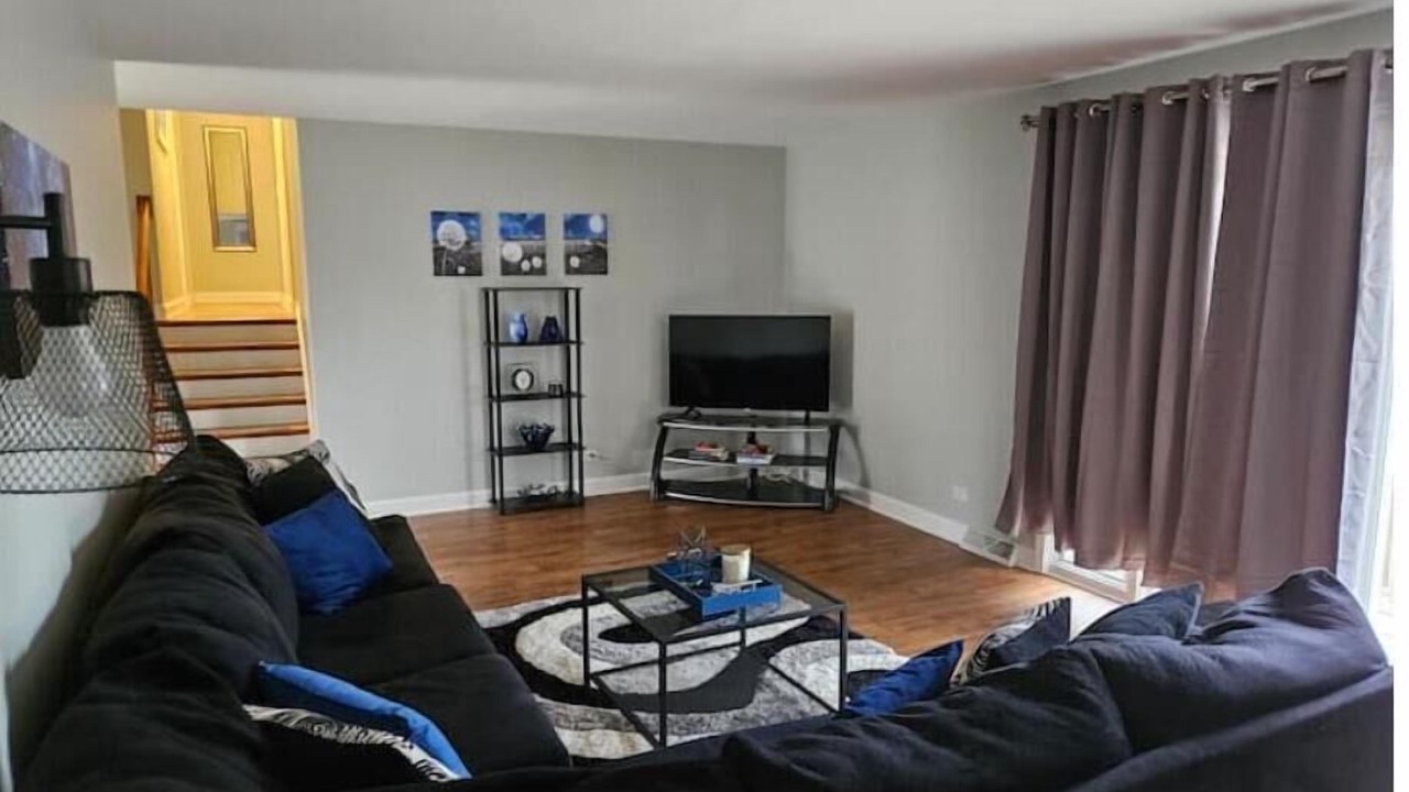 Photo of Livingroom in Naperville