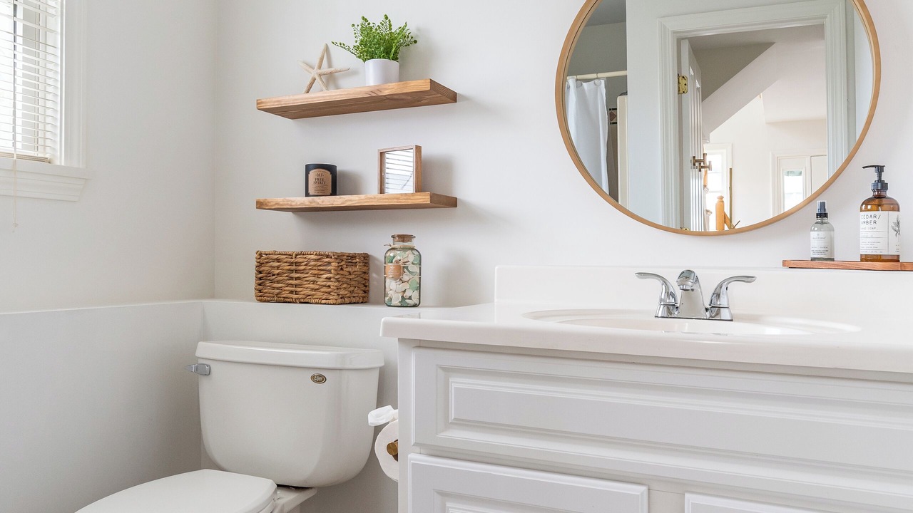 Photo of Bathroom in Wells Beach