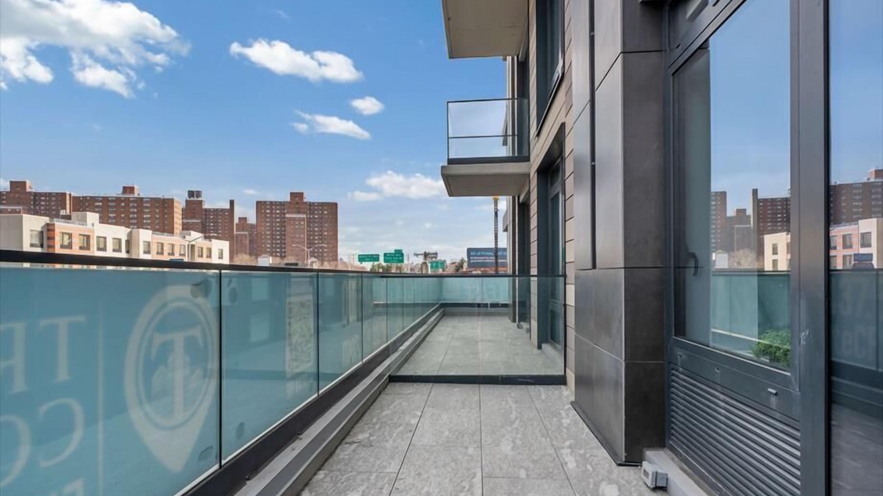 Photo of Patio Balcony in Port Morris