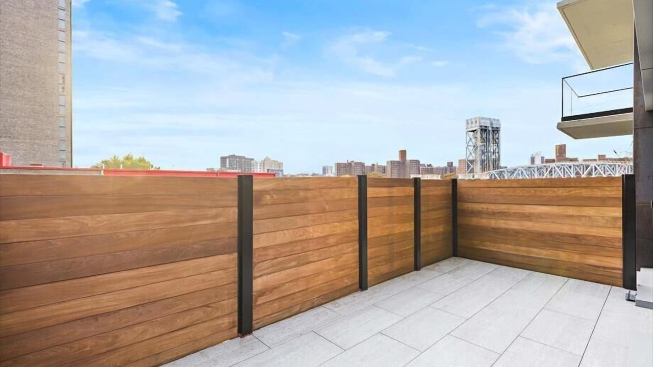 Photo of Patio Balcony in Port Morris