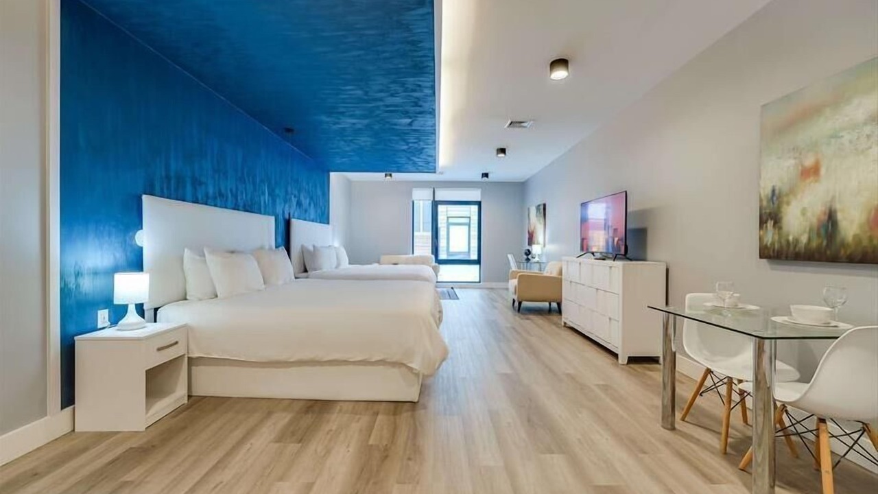 Photo of Others in Port Morris