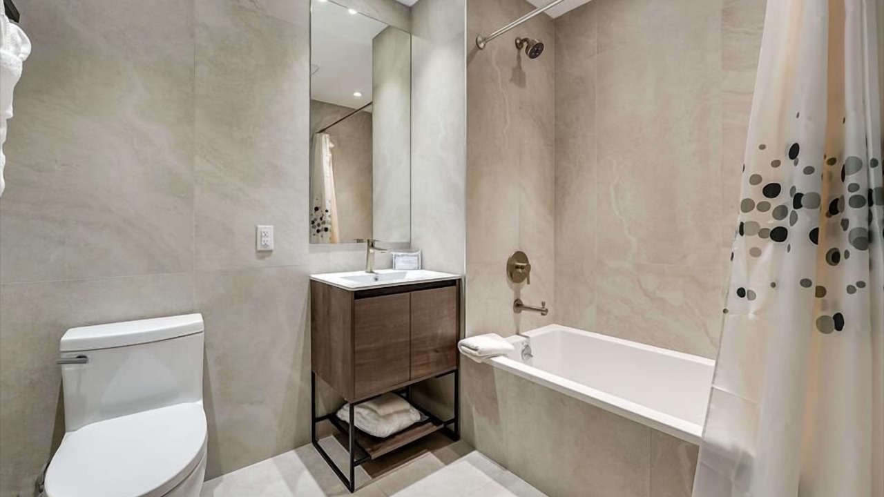 Photo of Bathroom in Port Morris