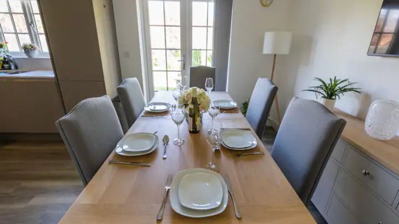 Photo of Others in Saunderton