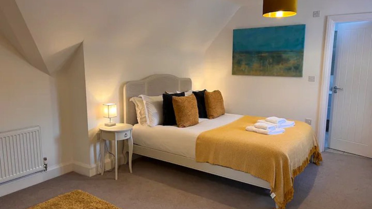 Photo of Bedroom in Saunderton