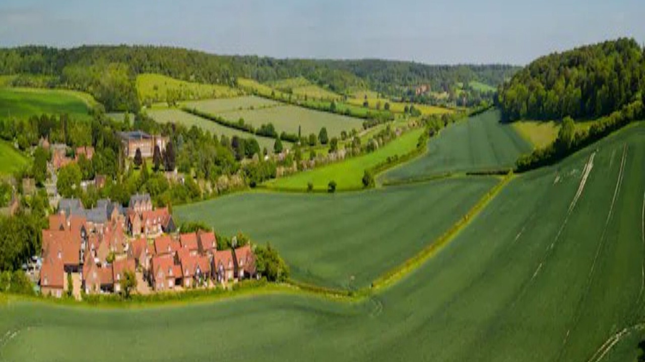 Photo of Others in Saunderton